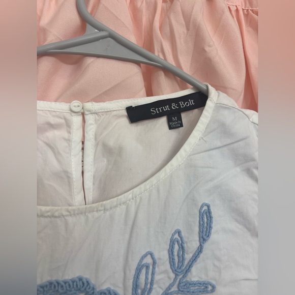 Strut & Bolt embroidered midi dress - Picture 4 of 5